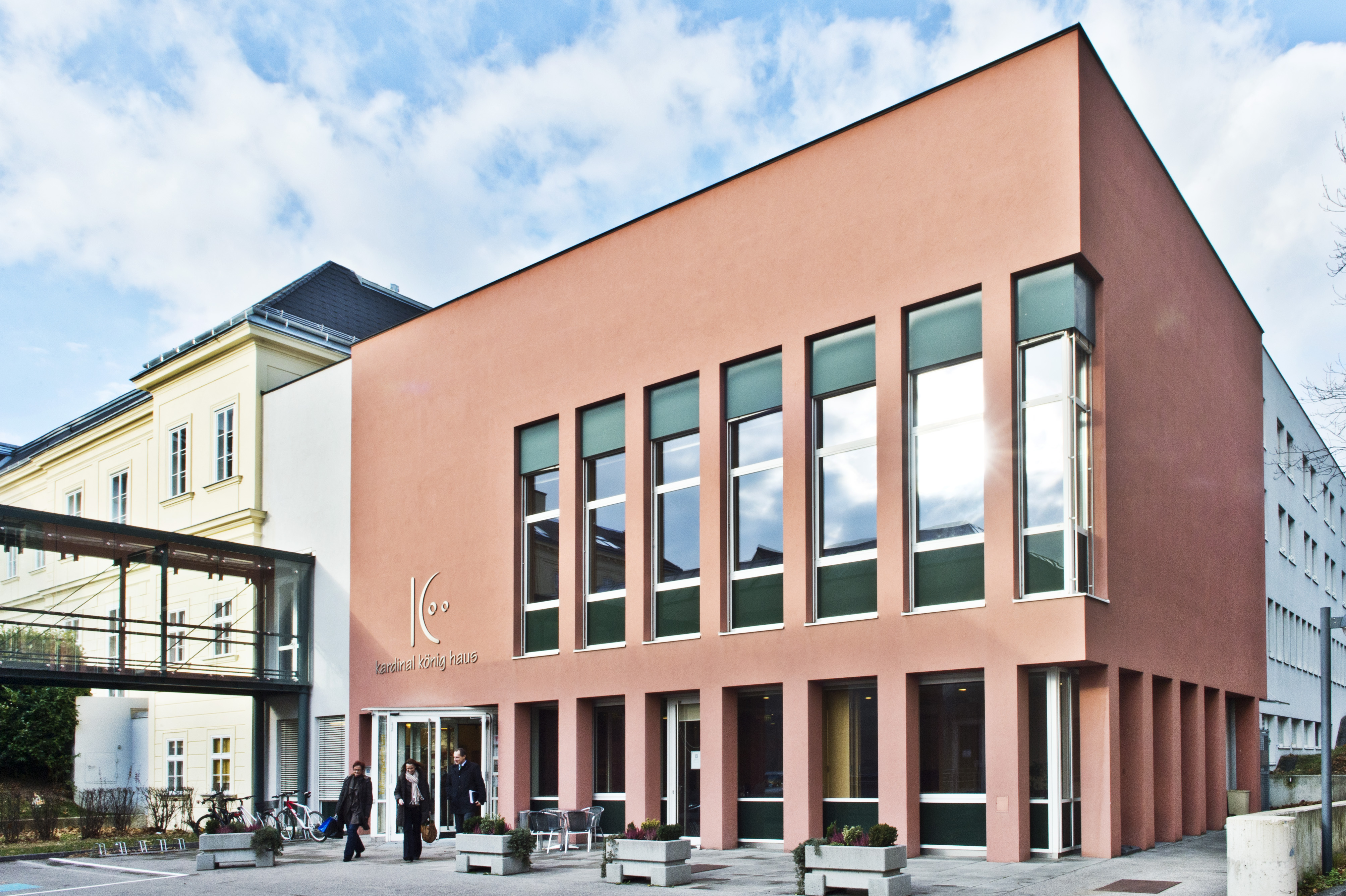 Bildungszentrum der Jesuiten und der Caritas gem.m.b.H.